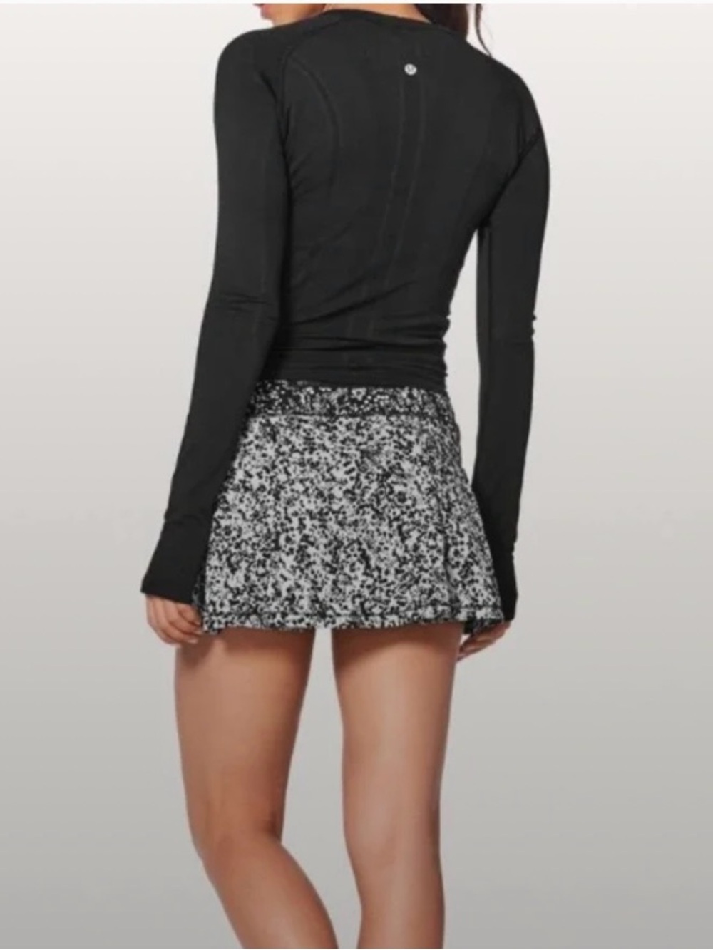 Lululemon Circuit Breaker Tennis Skirt in Splatter White, size 2